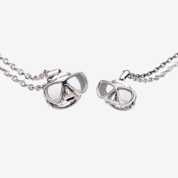 퐁당닷컴,물안경 목걸이, Swimming goggles necklace,Sterling Silver 92.5%, Acrylic,언니쓰 다이브,스쿠버 acc > 다이빙 굿즈 > 쥬얼리