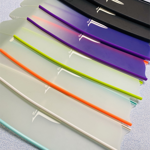 퐁당닷컴,스플레쉬 클래식 핀(파이버글라스),프리다이버에게 필요한 퍼포먼스에 집중! 안정적인 킥, 예측 가능한 반발력. 처음 선택해도, 오래 써도 만족스러운 클래식 핀 / 제작 기간 5~7일 정도 소요되는 상품입니다.,타메라,프리다이빙 > 오리발 > 유리섬유핀